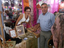 Con Patricia Bonin, artesana textil de Villa Domínguez, Provincia de Entre Ríos.