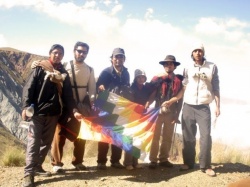 Mariano Rosa, Martín Aibar, Juank Sarapura, Paola López, Ramiro López y Emmanuel Moscoso