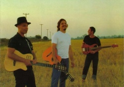 Delgado con Luis Billy Quinteros y Julio César Muñoz.