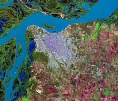 Fotografía satelital de Paraná, ciudad capital de la Provincia de Entre Rios desde donde se emite "Nuestra Identidad"