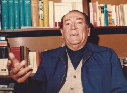 Padre Boasso en la Casa de los Jesuitas de la Ciudad de Córdoba. (Mayo de 1994. Foto: Ricardo Acebal)