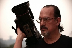 El realizador Alejandro Arroz   