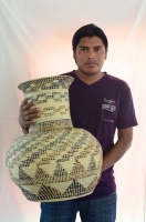 Facundo Romero, primer premio cestería qom en la Feria de Quitilipi 2014