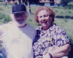 En la isla de Solentiname (Nicaragua) con el sacerdote sandinista Ernesto Cardenal