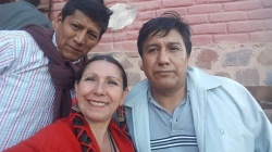 Marcelo Cáceres, Director de Cultura de Humahuaca, Claudia Torres y Leonel Aldo Herrera, Intendente de Humahuaca.Foto: Claudia Torres.