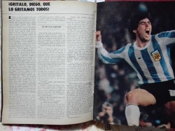 Una página de El Gráfico para ponerle música a un gol de Maradona. Otros tiempos.