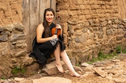 Adriana Rojas. ¡Póngale el óido paisano!