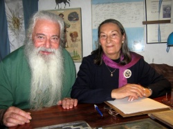 Elías Suaina Cafrune y Ana María Altamirano: 54 armónicos años de casados, casi todos vividos en Manuel B. Gonnet, Provincia de Buenos Aires.