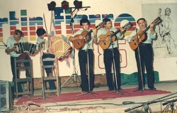 Avelino Flores y su conjunto, año 1986 (Foto: Fundación Memoria del Chamamé)