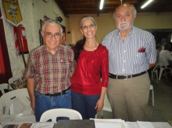 Carlos Faga (tesorero), Estela Peña (secretaria) y Danilo Isasa (presidente).
