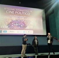 Alejandro Bordón, Clelia Isasmendi y Marcelo Goyeneche en la presentación en el Cine Gaumont de "El largo viaje de Alejandro Bordón"