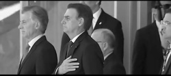 Dos momentos de "La guerra permanente, Fake news y manipulación de opinión pública", película de apertura del FICIP 2023 