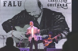 Juan Martín Di Salvo (canto) y Hernán Fredes (guitarra)