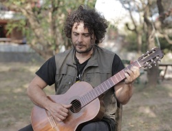 Raly Barrionuevo