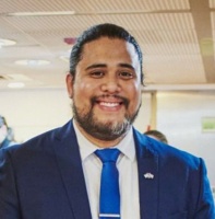Eduardo López.