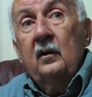 Norberto Galasso: Durante 60 de los 90 años que vivió publicó 70 libros que echaron luz sobre la verdadera Historia Argentina y Latinoamericana, contrariando la mentira de los historiadores llamados liberales (Mitre y compañía) y también de algunos "apolíticos" que suelen aparecer por canales de televisión y sobre todo por internet. (Foto: Rafael Gindin)